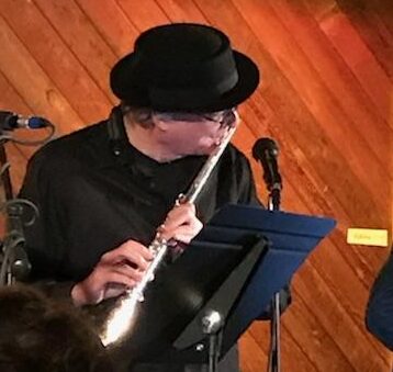 Read more about the article 2025-07-09  James Bazen Trio at Laportas